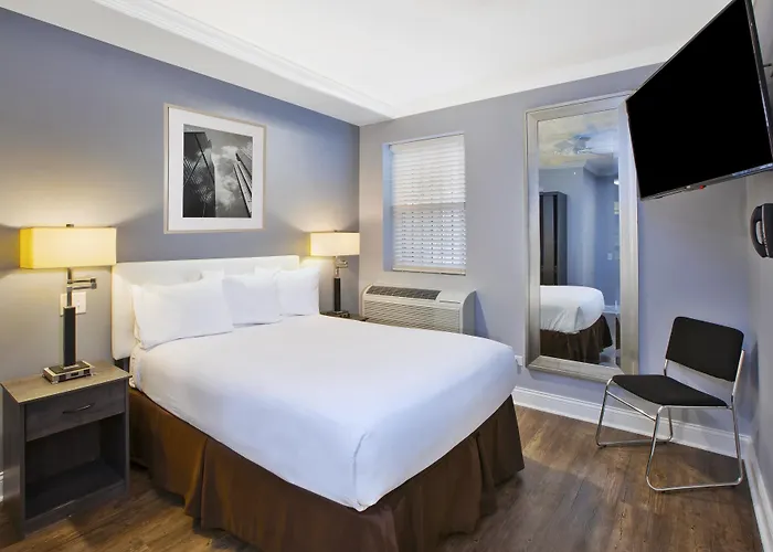 West Loop, Surestay Collection By Western